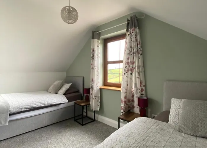 Lakeview * Монахан